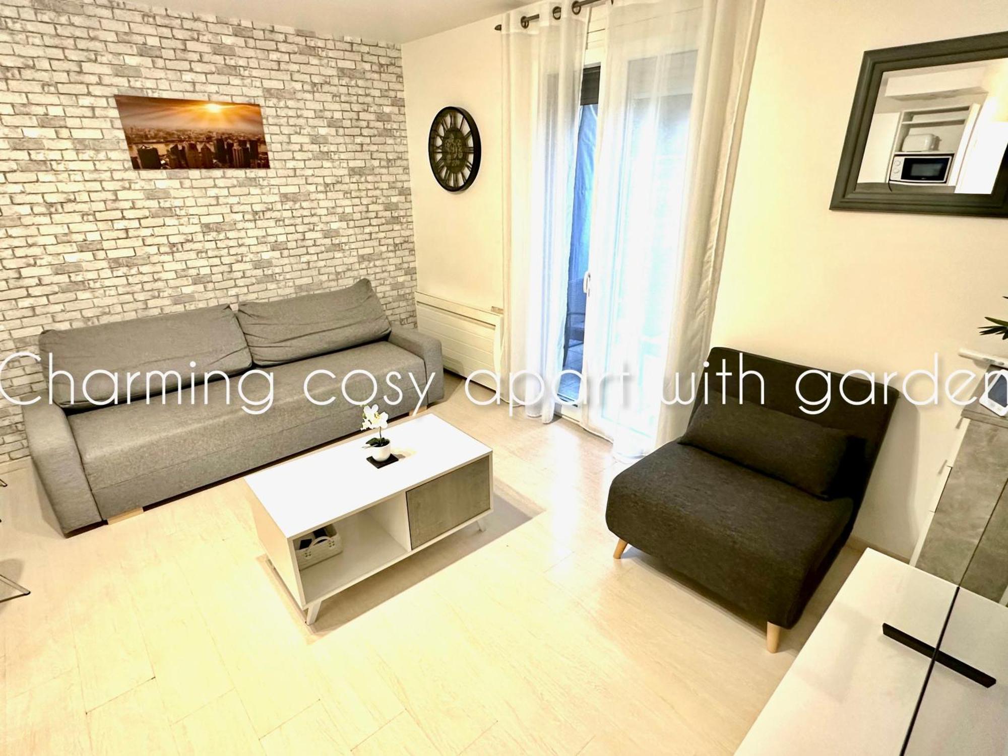 דירות קלה-סואיל Charming Cosy Apart With Garden Free Parking מראה חיצוני תמונה